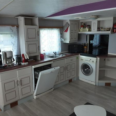 Mobil Home Tout Equipe 3 Chambres Gastes Exterior photo